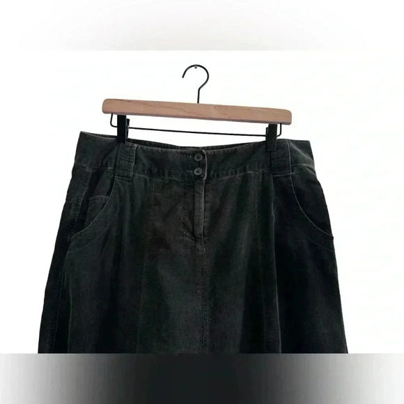 CAbi Style 263 Tailgate Party Charcoal Corduroy Boot Paneled A-Line Skirt 10 - Picture 8 of 14